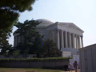 Journal_Day_13_Jefferson_Memorial.jpg (8628 bytes)