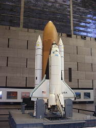 Journal_Day_14_Space_Shuttle_Model.jpg (10614 bytes)
