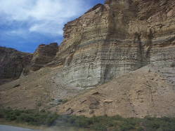 Journal_Day_19_On_The_Road.jpg (9982 bytes)