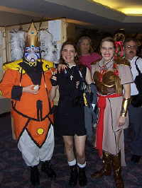 Pictures_Costume_Trio.jpg (9757 bytes)